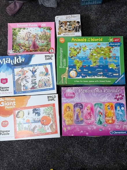 Photo of free Children’s jigsaws (Lumb BB4) #1