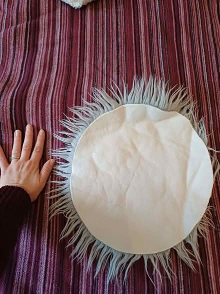 Photo of free Soft Grey Faux-Fur Mat (Orgreave S13) #2