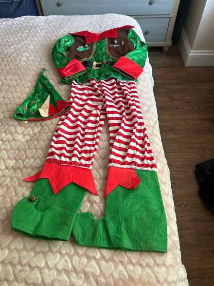 Photo of free Xmas elf child costume (Talbot Woods BH3) #1
