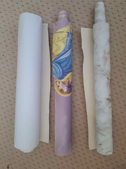 Photo of free Random lengths of wallpaper (Milber TQ12) #1