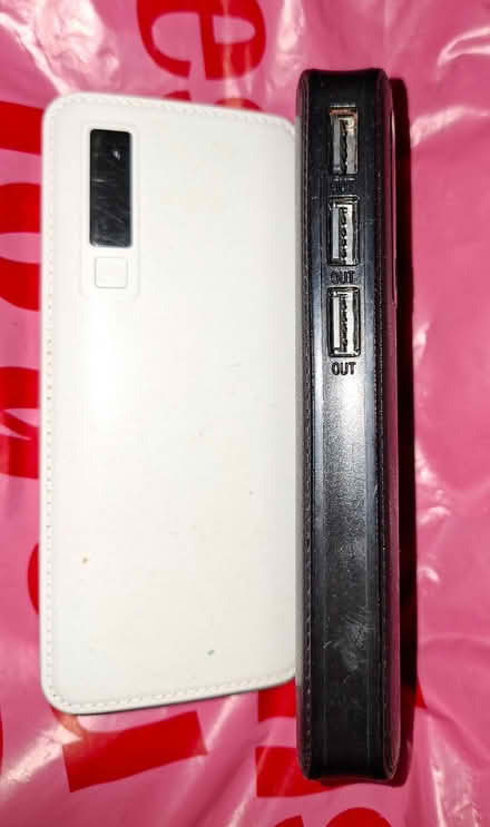 Photo of Powerbanks (Greasby CH49) #2