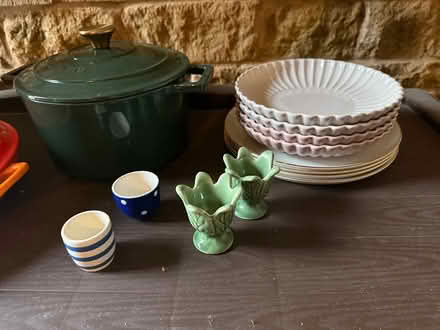 Photo of free Vase pans plates bowls kitchenware (Bloxham OX15) #3