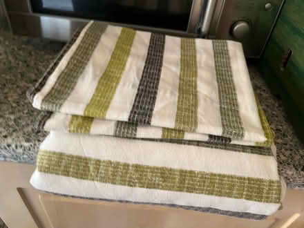 Photo of free Duvet cover set (Tyseley B11) #1