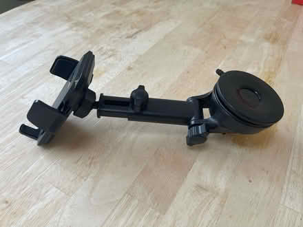Photo of free Mobile phone holder for car (Chingford Mount, E4) #3