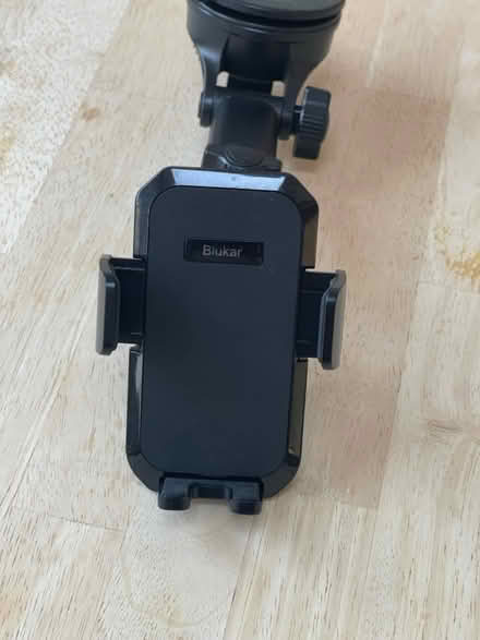 Photo of free Mobile phone holder for car (Chingford Mount, E4) #2