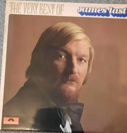 Photo of free 5 x Vinyl records 33 1/3 rpm -list below (Woodley RG6) #2