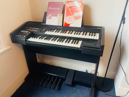 Photo of free Keyboard organ / Technics (Highbury Barn N5) #1