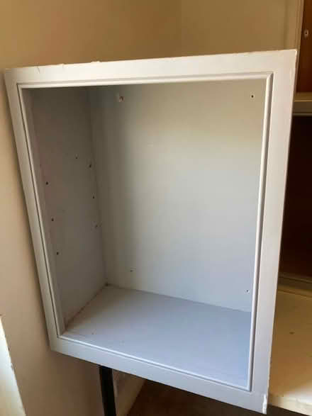 Photo of free solid kitchen cabinets (Luton LU3) #2