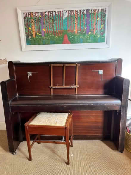 Photo of free Piano (Central IP4) #2