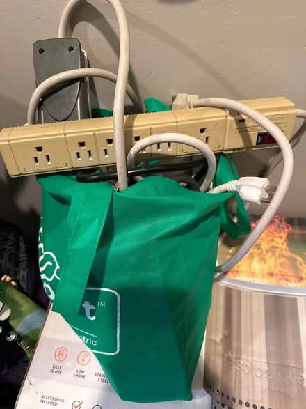 Photo of free Old working power strips (Plainfield and Bailey, Darien) #1