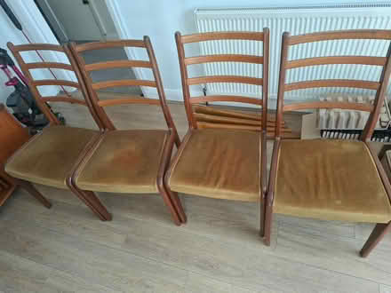 Photo of free 4 Dining Room Chairs (Welling DA16) #1
