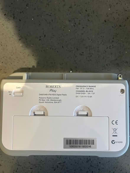 Photo of free Robert’s portable radio DAB/FM (Bristol Road IP4) #2