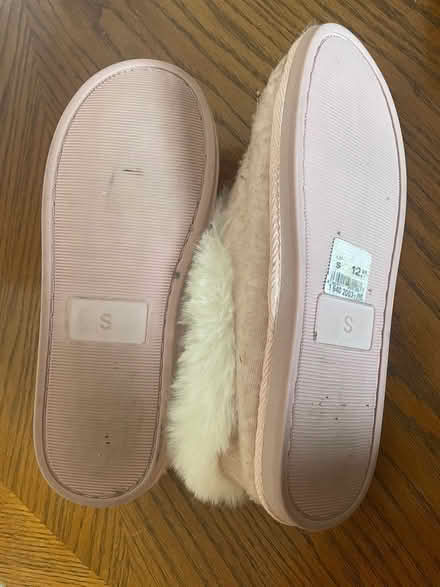 Photo of free Ladies slippers (Ottery st Mary EX11) #2