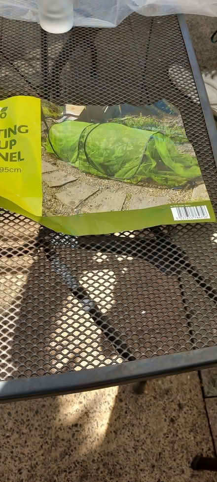 Photo of free Green mesh pop up garden tunnel cloche (Belvidere SY2) #2
