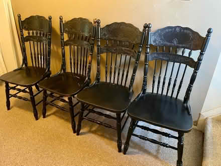 Photo of free 4 dining room chairs (Catonsville near beltway) #1