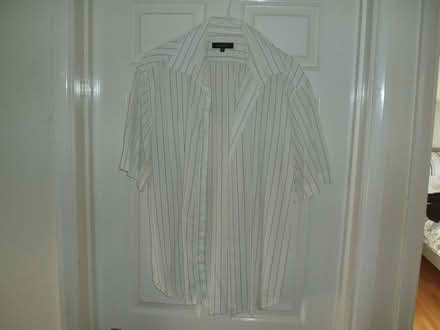 Photo of free 2 Next Mens XL Short Sleeve Striped Casual Shirts (Yateley GU46) #1