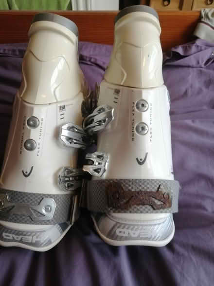 Photo of free Ski boots size UK7 / EU40 (Temple Cowley OX4) #3