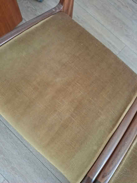 Photo of free 4 Dining Room Chairs (Welling DA16) #3