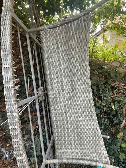 Photo of free Garden table, oval (NW11 Hampstead Gdn Sub.) #1