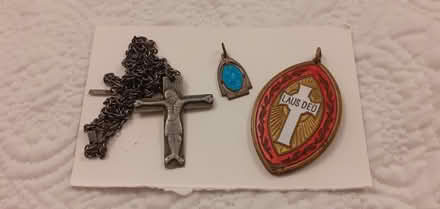 Photo of free Christian insignia (GL6 (Chalford)) #1
