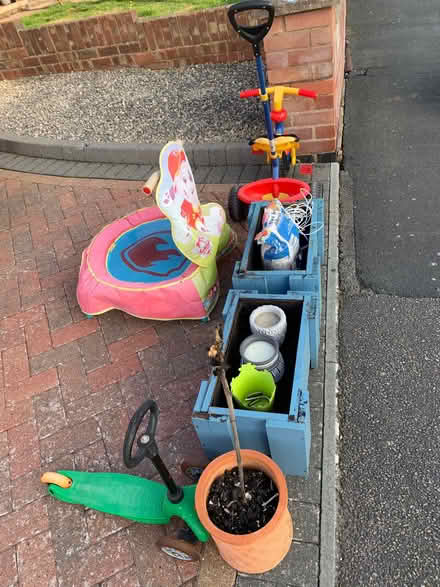 Photo of free Kids toys/garden bits/DIY (Eastlands CV22) #1