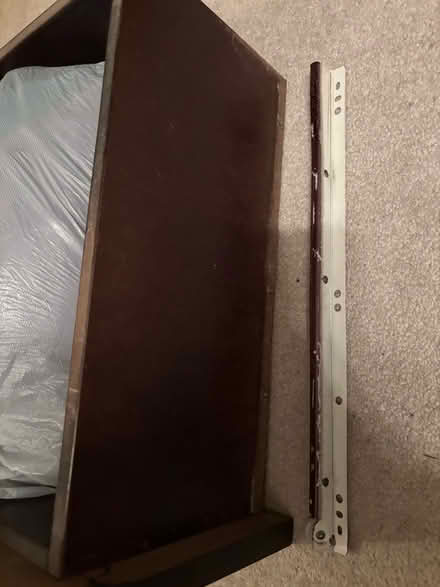 Photo of free dresser 5 drawers, one needs fixing (Hume Road- Puslinch) #4