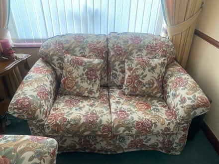 Photo of free Sofa set immaculate condition (Romiley, SK6) #1