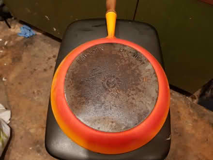 Photo of free Orange Vintage Le Creuset Frying Pan 26 cm (Berkhamsted HP4) #2