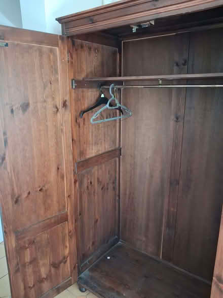 Photo of free Free standing wardrobe (Burton Joyce NG14) #2