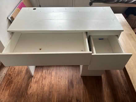 Photo of free Dressing table (Tilehurst RG31) #2