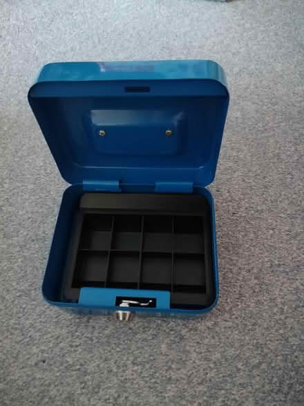 Photo of free Small metal safe (Stockwood, Bristol) #2