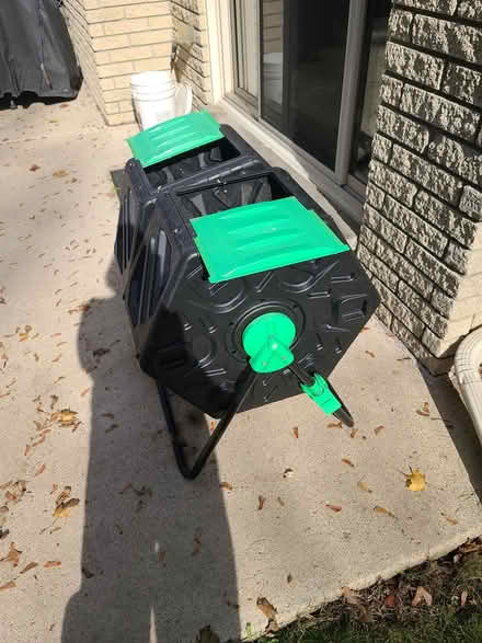 Photo of free Backyard composter (5 Mile and Middlebelt) #2